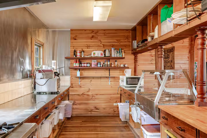 Kitchen 2